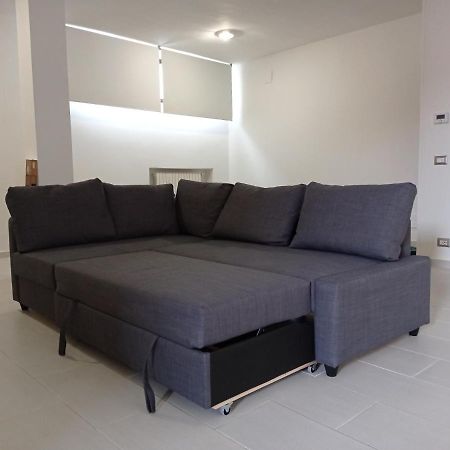 Marina Piccola Apartment Bari Bagian luar foto