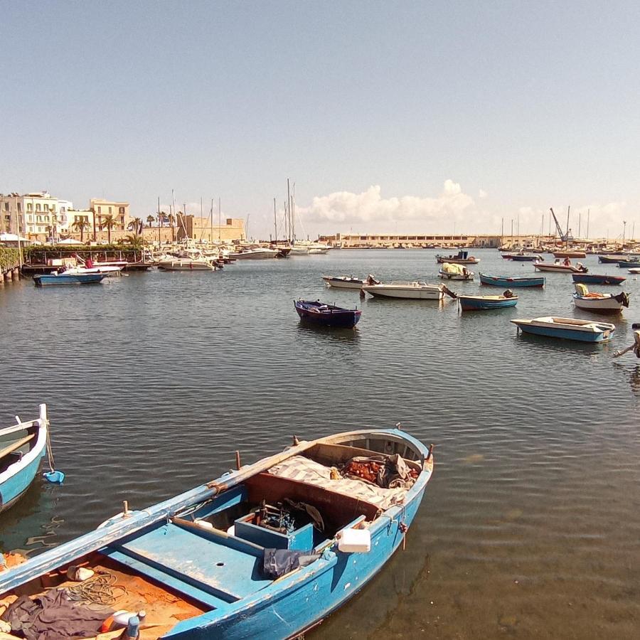 Marina Piccola Apartment Bari Bagian luar foto